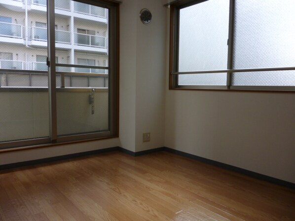 フレシールコートの物件内観写真